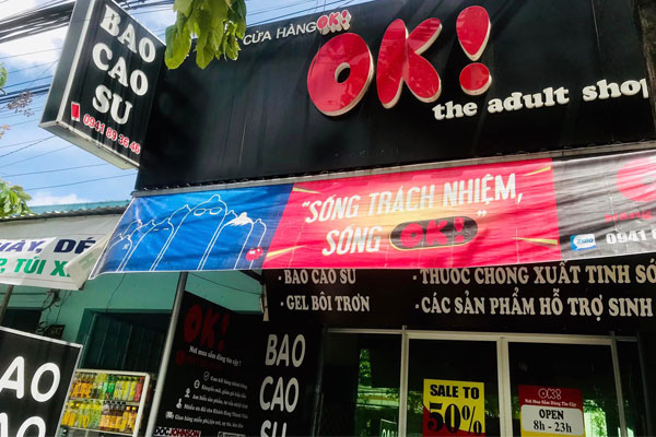 <span class='marker'>cửa hàng</span> bao cao su vẫn ổn